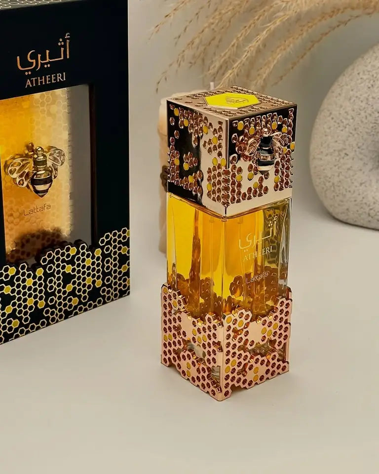 Lattafa Atheeri – Eau de Parfum (100ml) | A Doçura Majestosa e o Brilho do Ouro