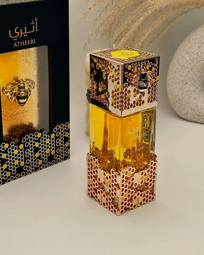 Lattafa Atheeri – Eau de Parfum (100ml) | A Doçura Majestosa e o Brilho do Ouro